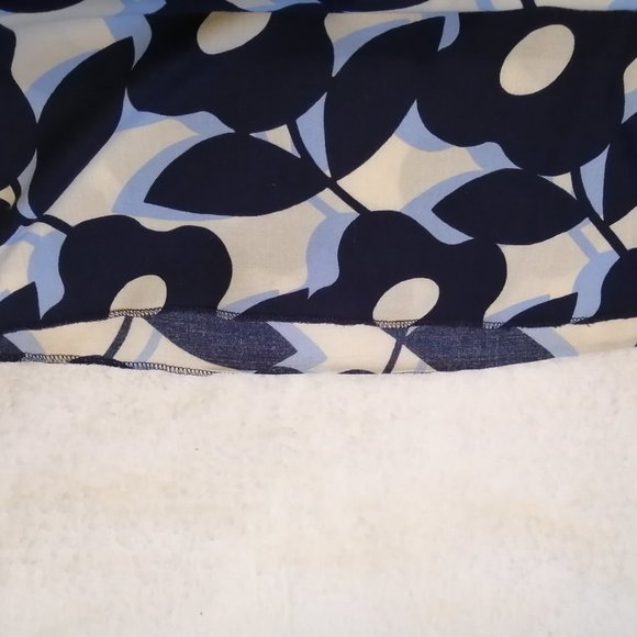 Floral navy blue blouse, H&M, size 8 - Picture 8 of 8